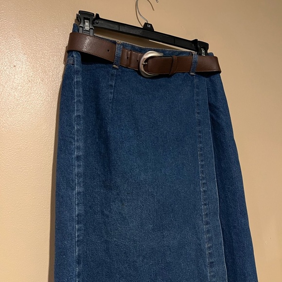 NOT FOR SALE - Picture 2 of 8